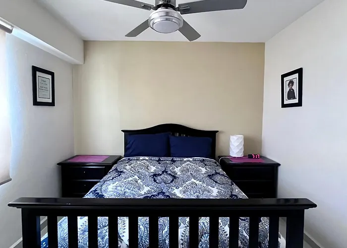 V803 - 3bdr - 2bth Apartamento